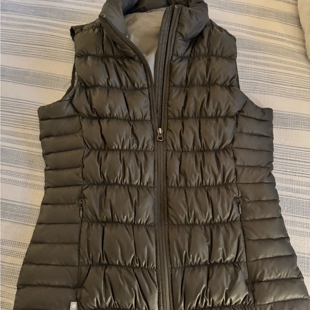 Athleta Gray Down filled Puffer Vest